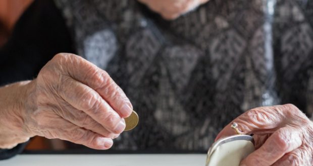Пламен Димитров би тревога: 1.1 млн. пенсионери могат да останат без стотинка увеличение на пенсиите