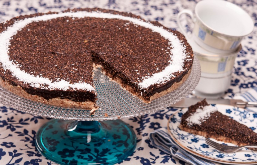 Сурова бананова торта с кокос - няма какво да объркате