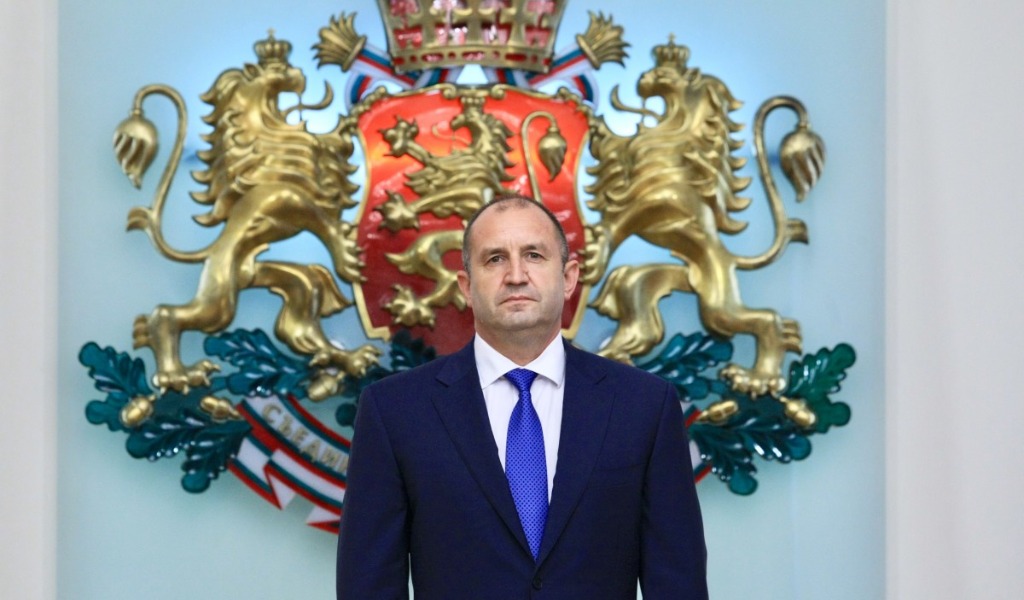 Румен Радев: Младите да излязат и да гласуват масово този път