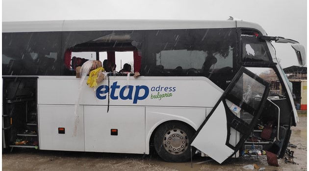 Билгюл трябвало да седи зад шофьора отстъпила мястото на мъж който загина