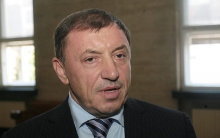 Алексей Петров в ефир: Борисов крие че е бил арестуван в Унгария и е лежал в затвора в Чехия за кражба!