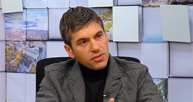 Бивш служител на ДАНС: Борисов управлява чрез тайните служби