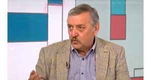 Прогнозата на проф. Кантарджиев: От май заразените ще намаляват