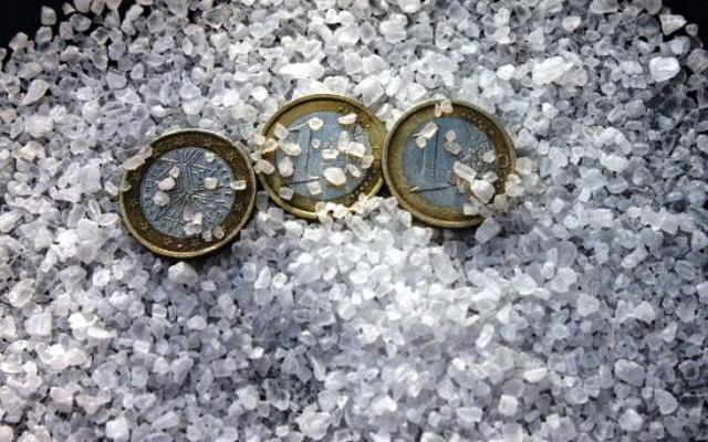 Баба ми каза как да обърна късмета в моя полза и да имам пари