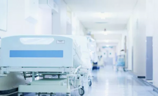 Български доктор скъса оковите показа снимка на бял дроб след ковид