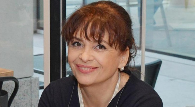 Ето го и мъжът до Миглена Ангелова който е с 9 години по- млад от нея и я глези постоянно