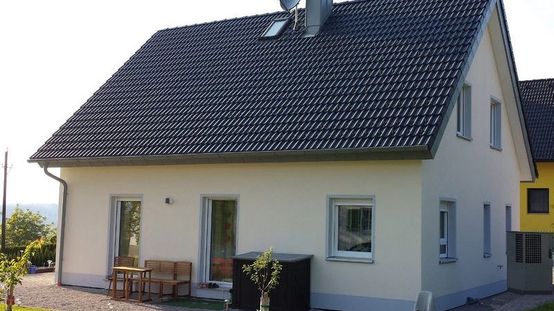 Кога ще ги стигнем? Вижте как германци строят цяла къща само за 24 часа (видео)