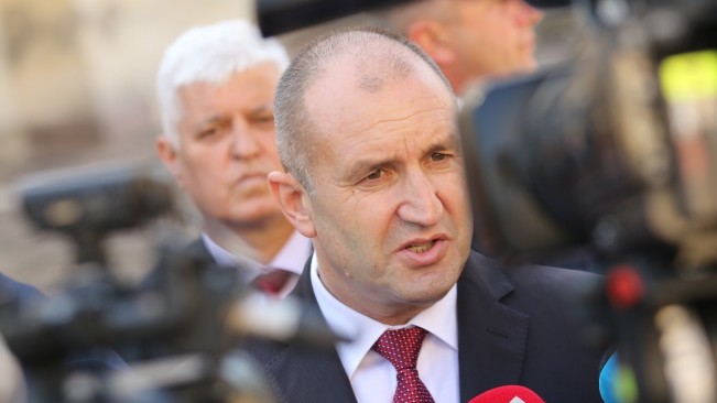 Румен Радев: Милиардите откраднати от ГЕРБ ще се върнат на България!