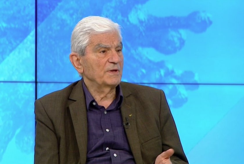 Акад. Петрунов: Броят на антителата не е важен а клетъчният имунитет