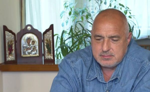Борисов гневно към Радев: Искате да работим а ни налагате мораториум!