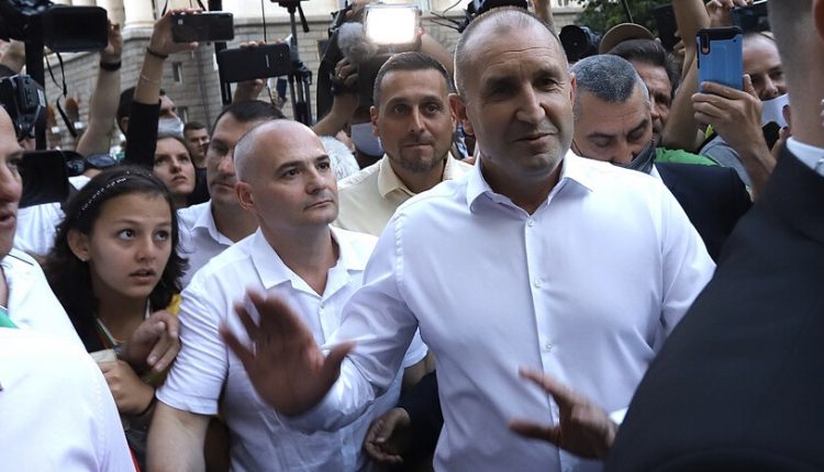 Ето го служебния кабинет на Румен Радев