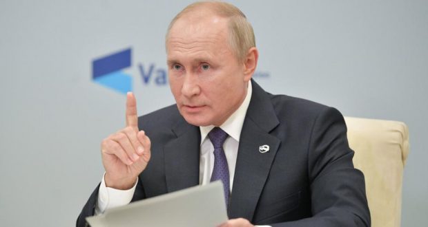 Путин: Русия ще избие зъбите на всеки който се опита да отхапе част от нея!