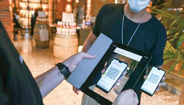 Какво да правите ако не Ви допуснат или Ви отстранят от работа заради липса на зелен сертификат